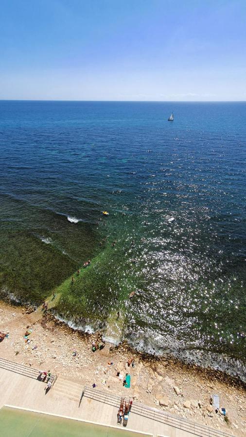 Sobre Las Olas Del Mar El Campello Exterior foto